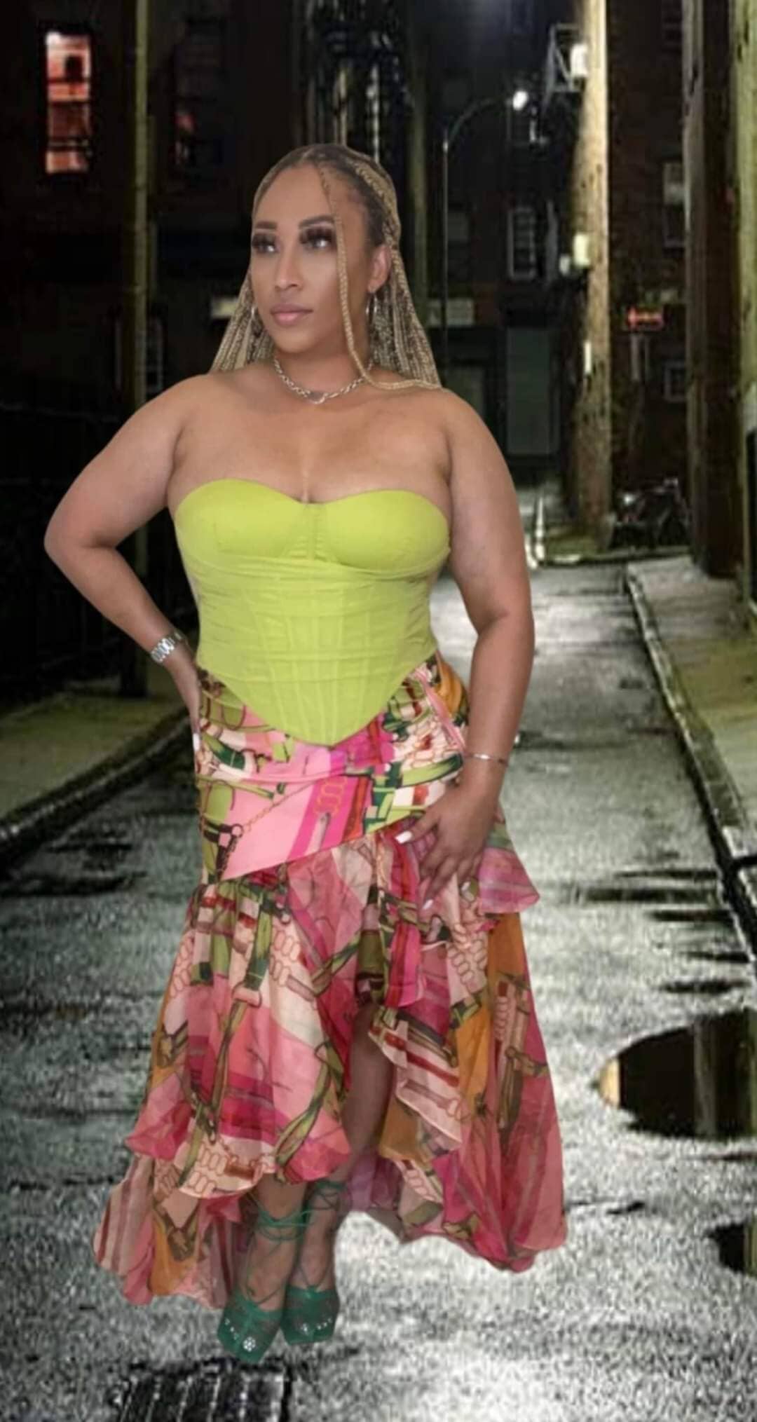 Pinky ruffle skirt Candy Girl Impressive Beauty 